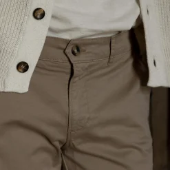 Chino Beige Clair Coupe Ajustee