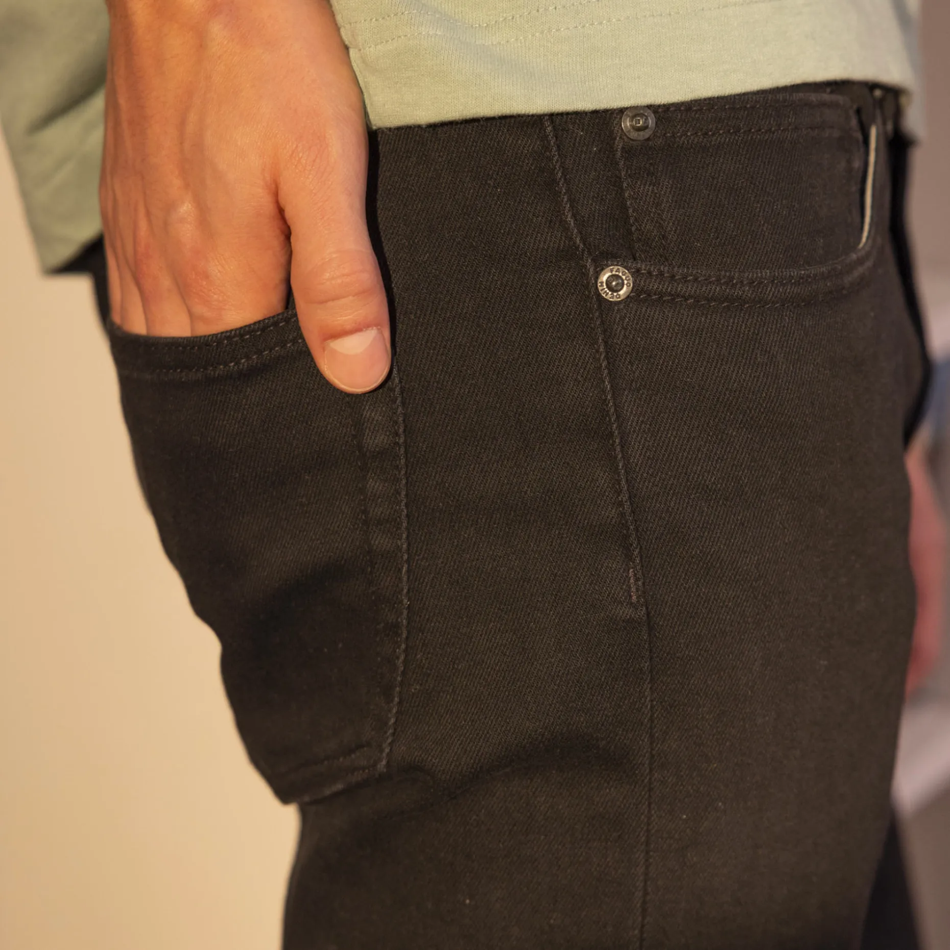 Jean Black Coupe Slim