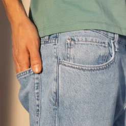 Jean Light Denim Coupe Fuselee