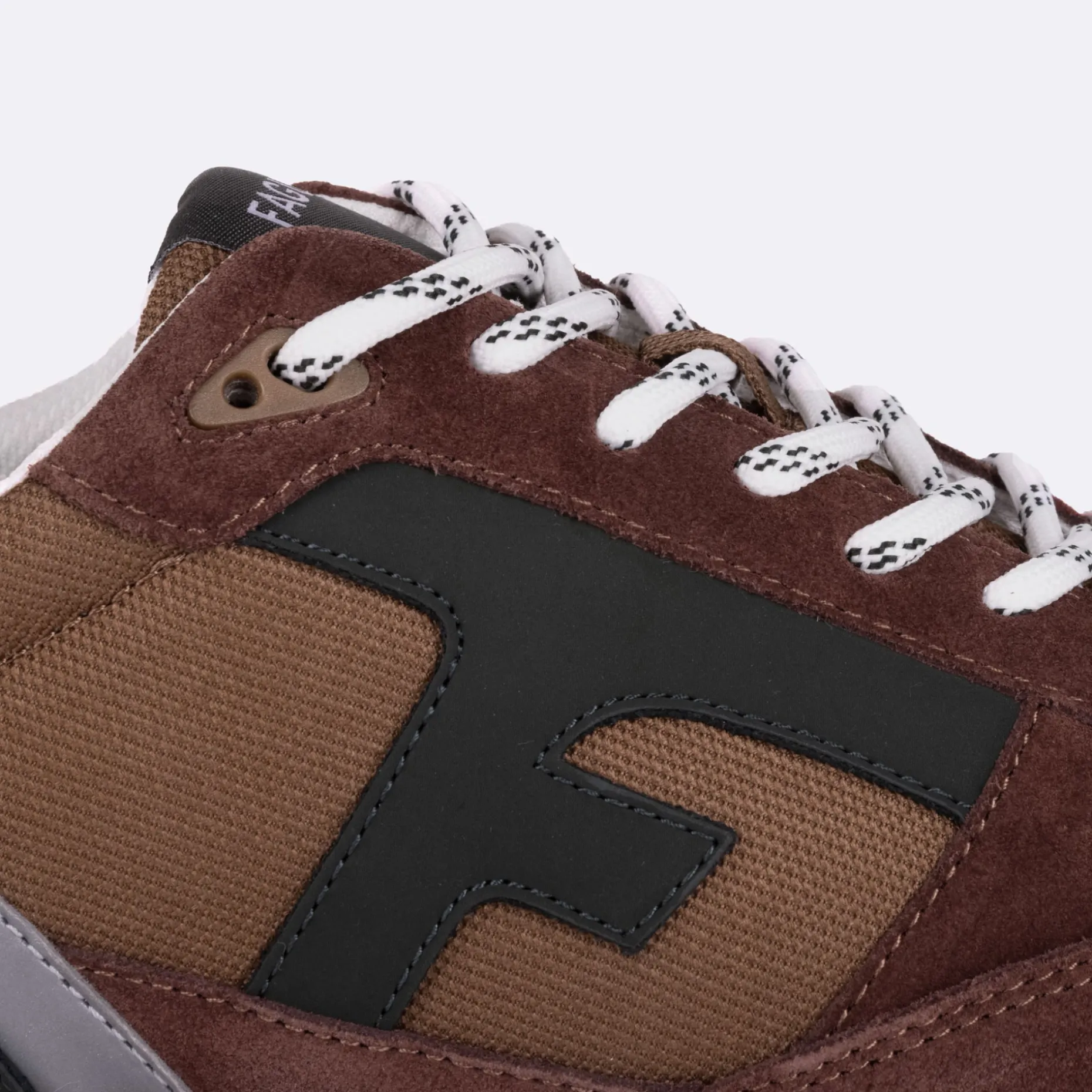 Runnings Camel & Vert Fonce