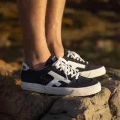 Tennis Bleu Marine Vegan