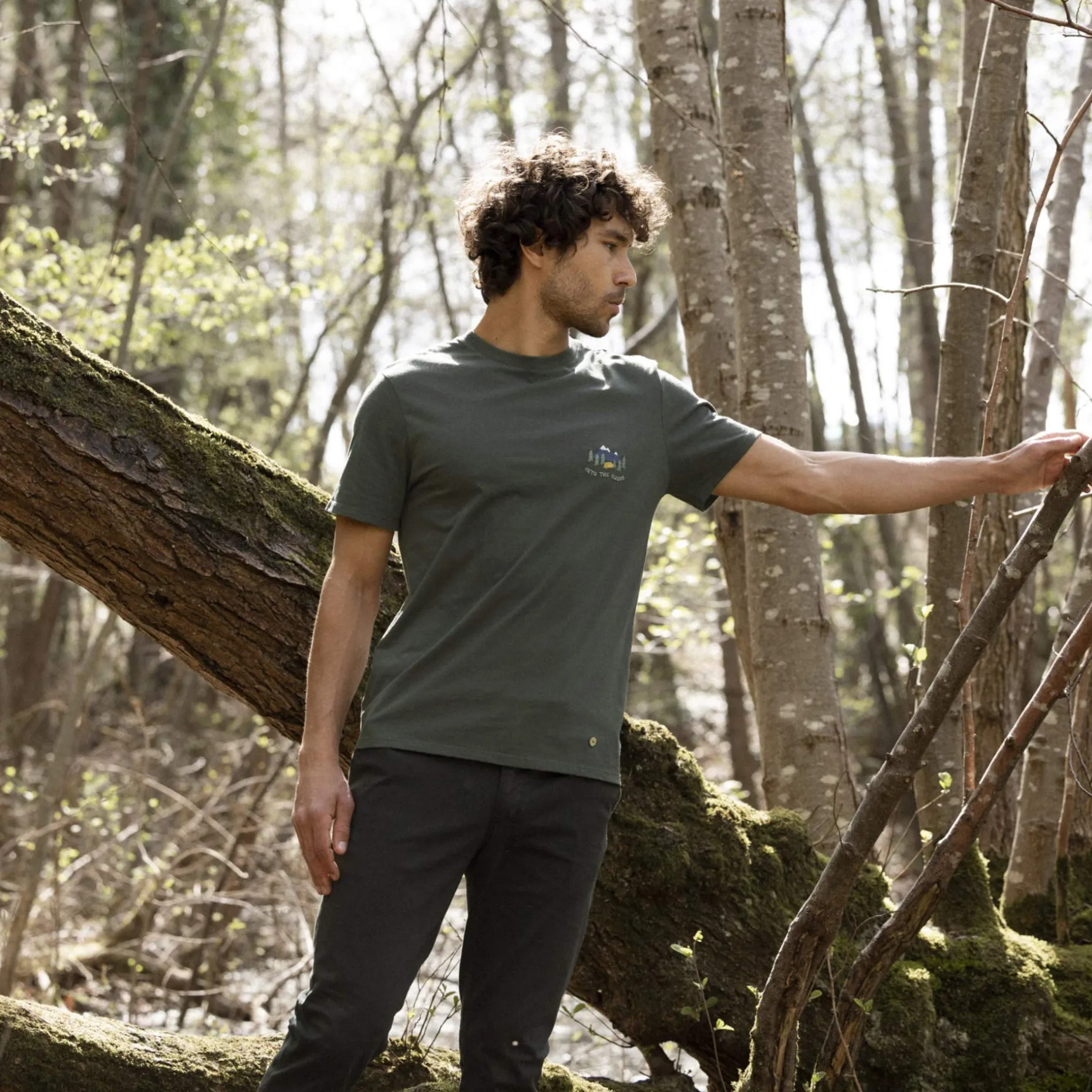 T-Shirt Col Rond Vert Fonce Into The Woods